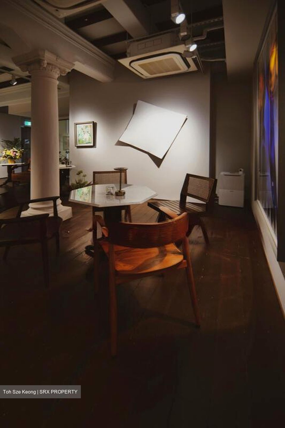 Club Street (D1), Office #511751481